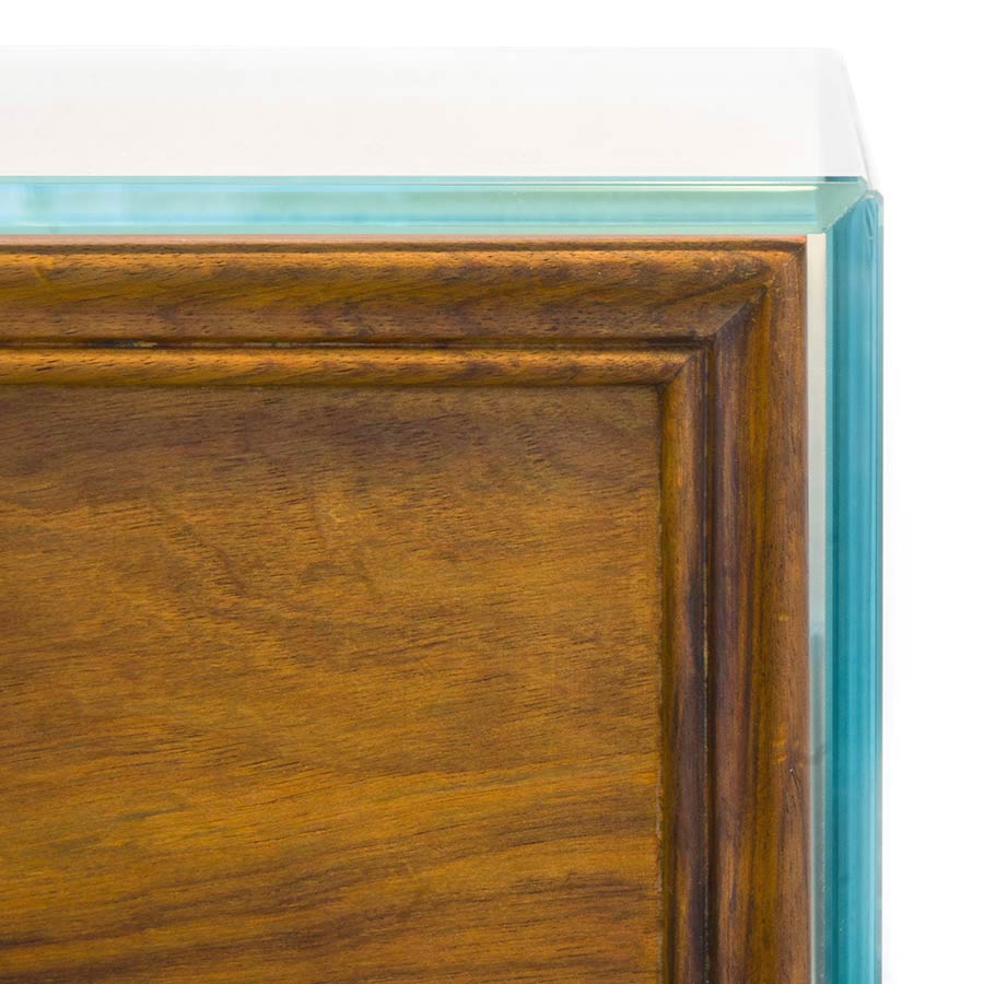 Designqualität mit antiken Möbeln in modernem Design
